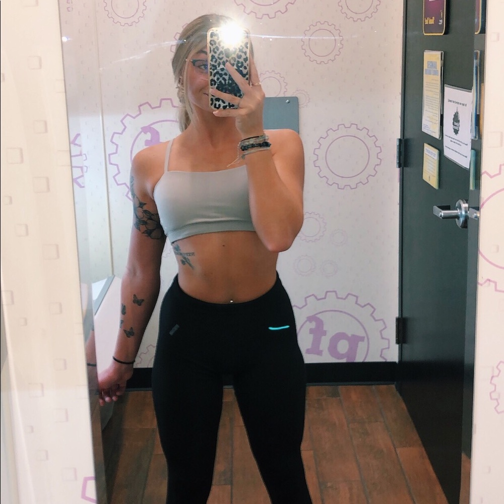 Meet your Posher, Keyara